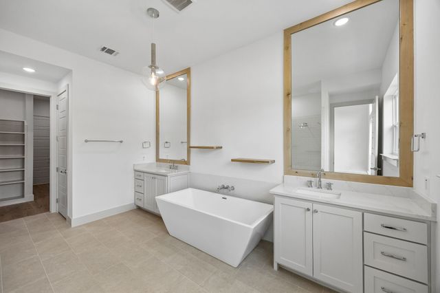 9030 Lakeside Drive, Fort Worth, TX 76179
