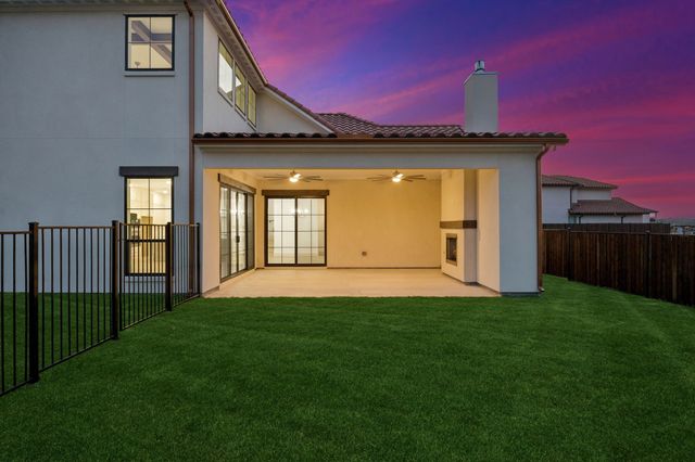 9030 Lakeside Drive, Fort Worth, TX 76179