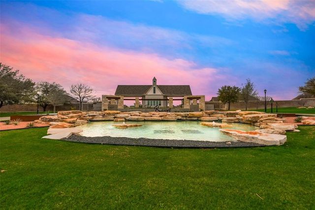 9030 Lakeside Drive, Fort Worth, TX 76179