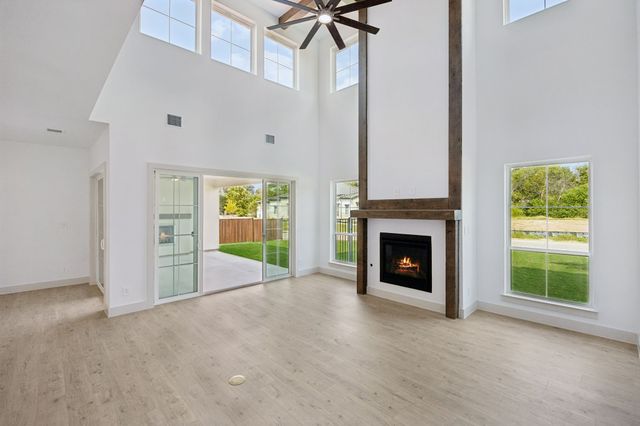 9030 Lakeside Drive, Fort Worth, TX 76179