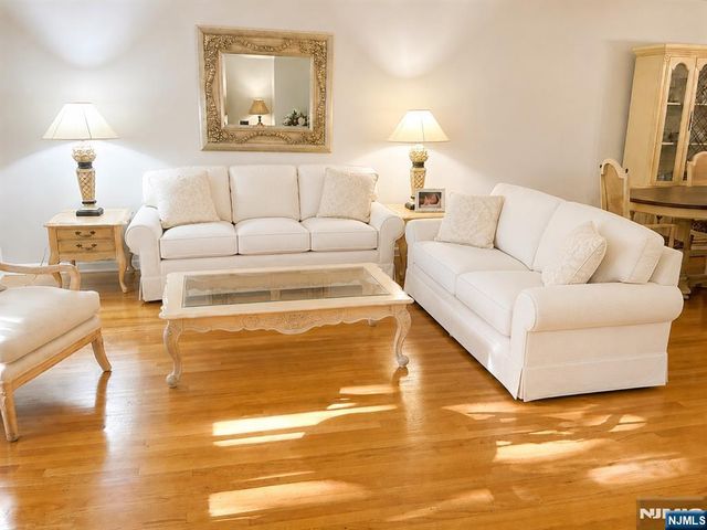 1 Lyons Place, Westwood, NJ 07675