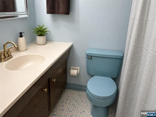 1 Lyons Place, Westwood, NJ 07675
