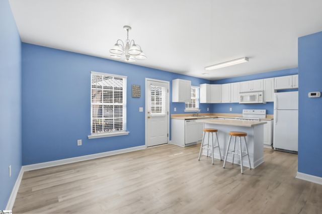 727 Old Bethel Road, Moore, SC 29369