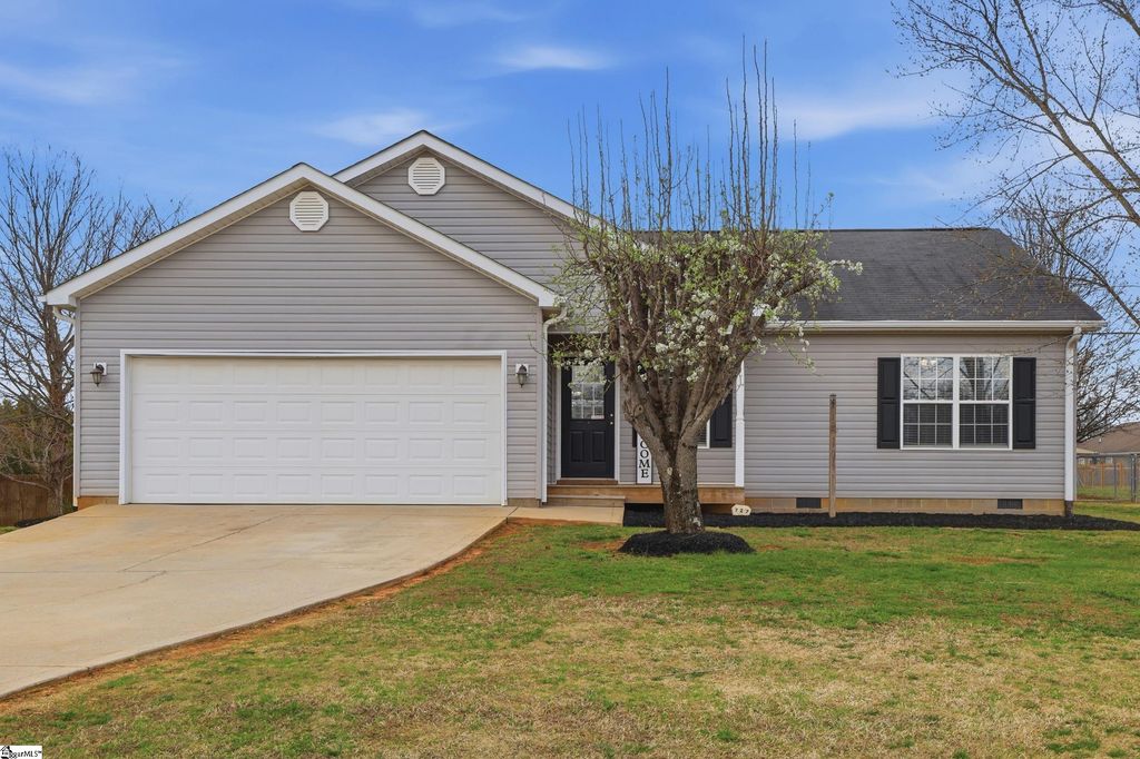 727 Old Bethel Road, Moore, SC 29369