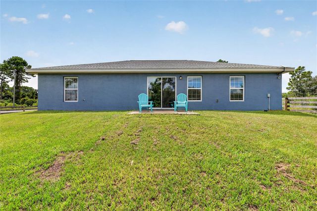 23 FISHER LOOP PASS, Ocklawaha, FL 32179