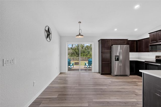 23 FISHER LOOP PASS, Ocklawaha, FL 32179