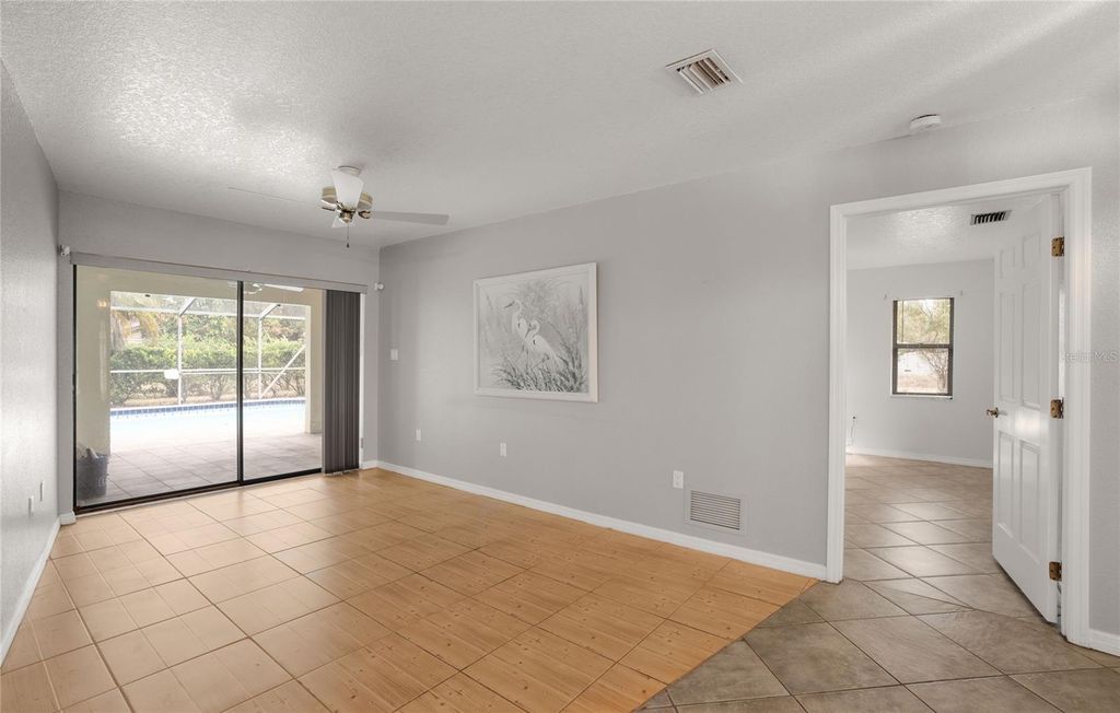 Image 10 of property listing at 1374 SALYERS STREET, Port Charlotte, FL 33952