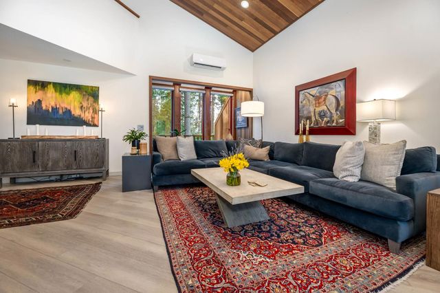 11582 Red Dog Rd, Nevada City, CA 95959