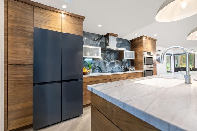 11582 Red Dog Rd, Nevada City, CA 95959