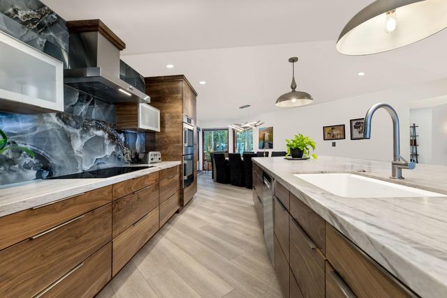 11582 Red Dog Rd, Nevada City, CA 95959