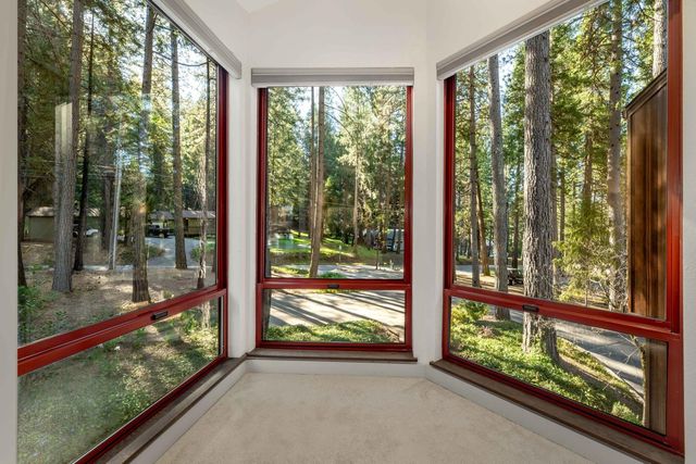 11582 Red Dog Rd, Nevada City, CA 95959