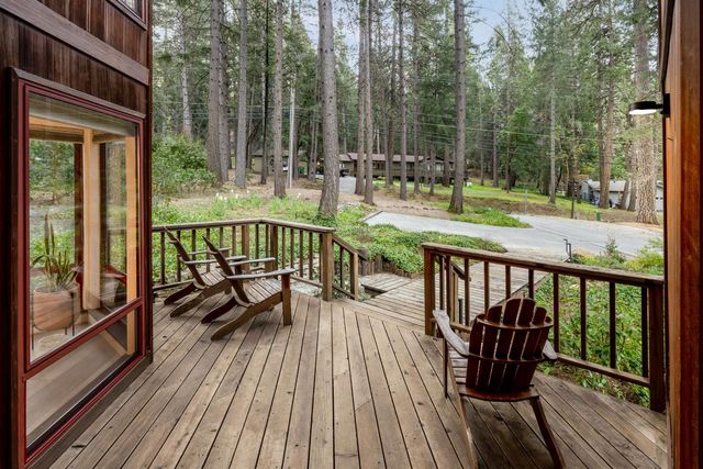 11582 Red Dog Rd, Nevada City, CA 95959
