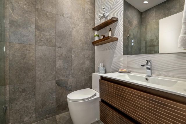 11582 Red Dog Rd, Nevada City, CA 95959