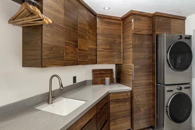 11582 Red Dog Rd, Nevada City, CA 95959