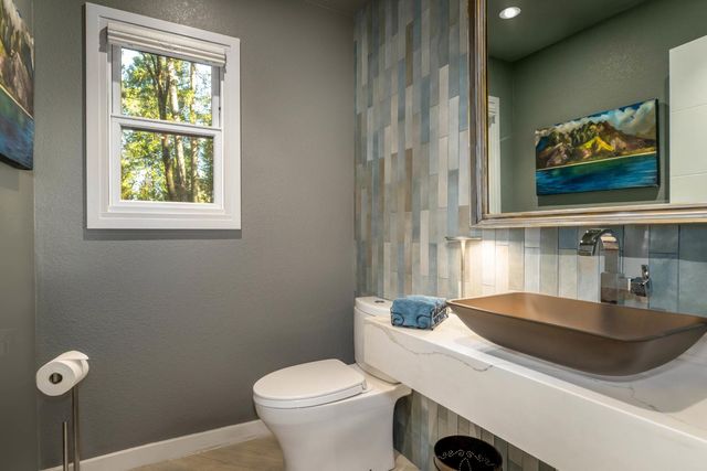 11582 Red Dog Rd, Nevada City, CA 95959