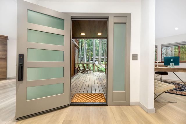 11582 Red Dog Rd, Nevada City, CA 95959