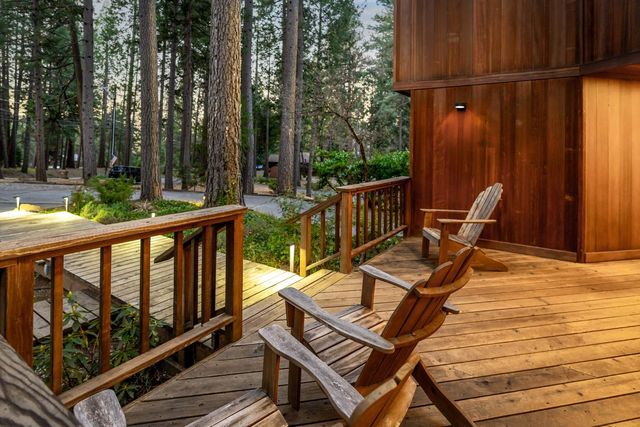 11582 Red Dog Rd, Nevada City, CA 95959