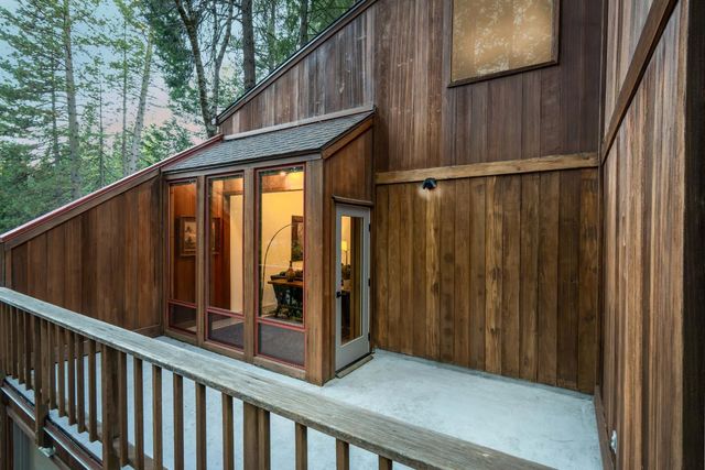 11582 Red Dog Rd, Nevada City, CA 95959