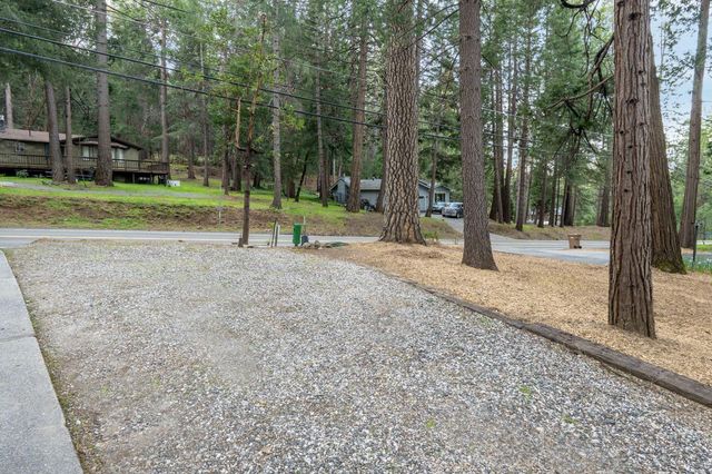 11582 Red Dog Rd, Nevada City, CA 95959