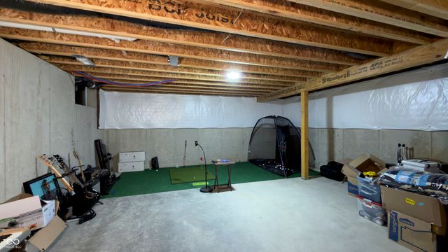 110 Saundra Drive, Fortville, IN 46040