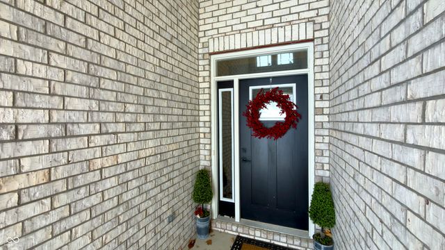 110 Saundra Drive, Fortville, IN 46040