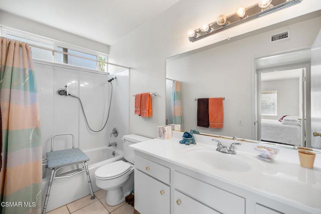 758 Silver Cloud Street, Thousand Oaks, CA 91360