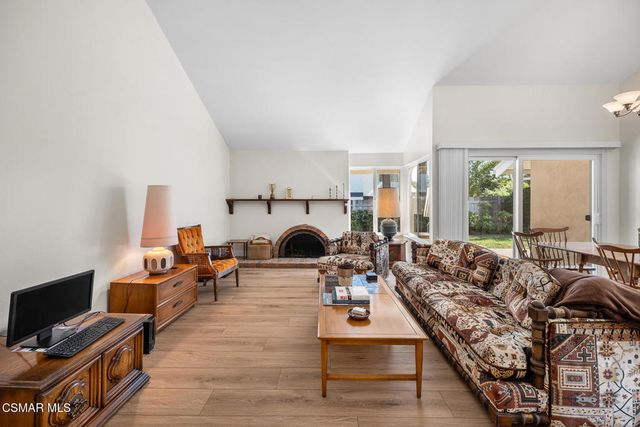 758 Silver Cloud Street, Thousand Oaks, CA 91360