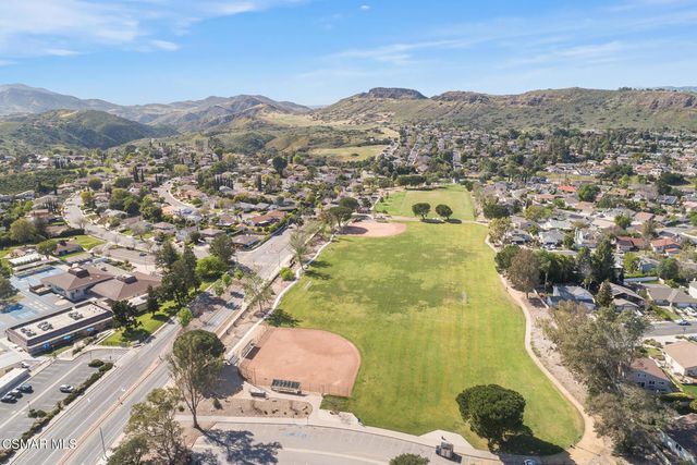 758 Silver Cloud Street, Thousand Oaks, CA 91360