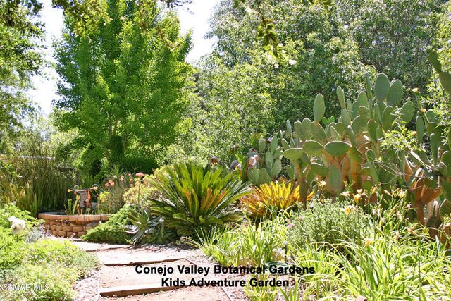 758 Silver Cloud Street, Thousand Oaks, CA 91360