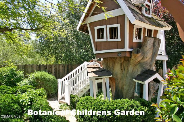 758 Silver Cloud Street, Thousand Oaks, CA 91360