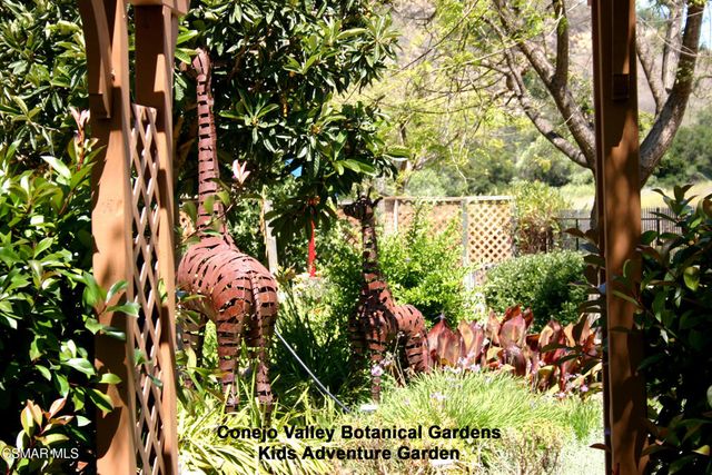 758 Silver Cloud Street, Thousand Oaks, CA 91360