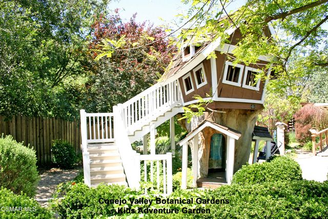 758 Silver Cloud Street, Thousand Oaks, CA 91360