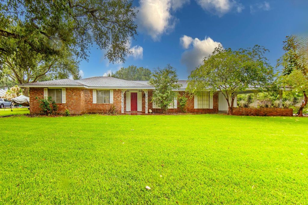 2324 Highway 20, Vacherie, LA 70090