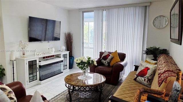 9400 Lime Bay Blvd 315, Tamarac, FL 33321