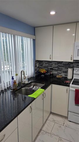 9400 Lime Bay Blvd 315, Tamarac, FL 33321