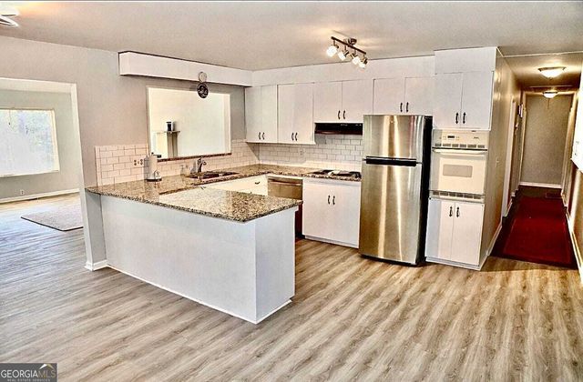 100 Brett Avenue, Warner Robins, GA 31088