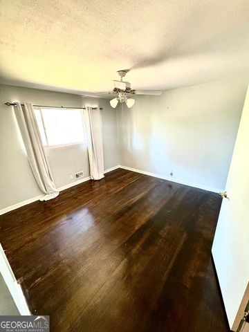 100 Brett Avenue, Warner Robins, GA 31088