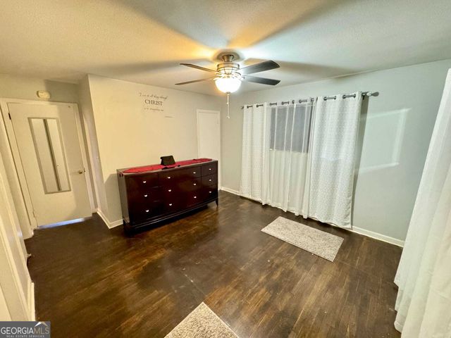 100 Brett Avenue, Warner Robins, GA 31088