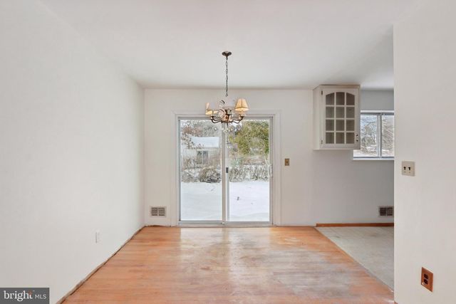 1124 SPRAY AVE, Beachwood, NJ 08722