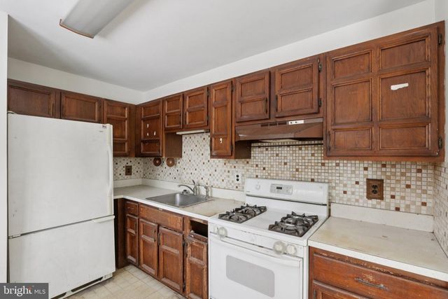 1124 SPRAY AVE, Beachwood, NJ 08722