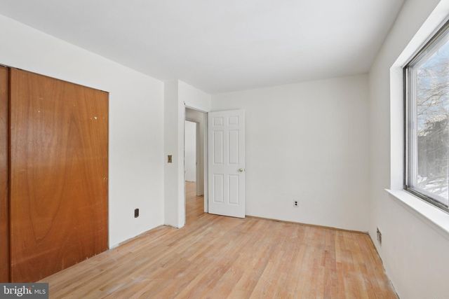 1124 SPRAY AVE, Beachwood, NJ 08722