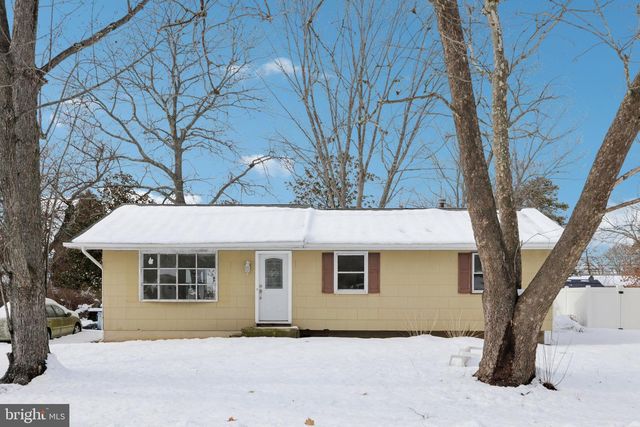 1124 SPRAY AVE, Beachwood, NJ 08722