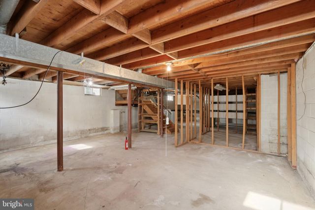 1124 SPRAY AVE, Beachwood, NJ 08722