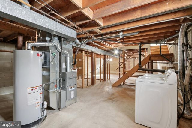 1124 SPRAY AVE, Beachwood, NJ 08722