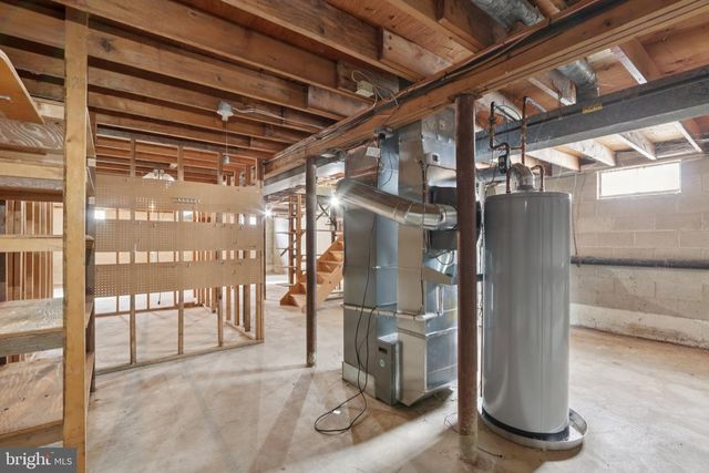 1124 SPRAY AVE, Beachwood, NJ 08722