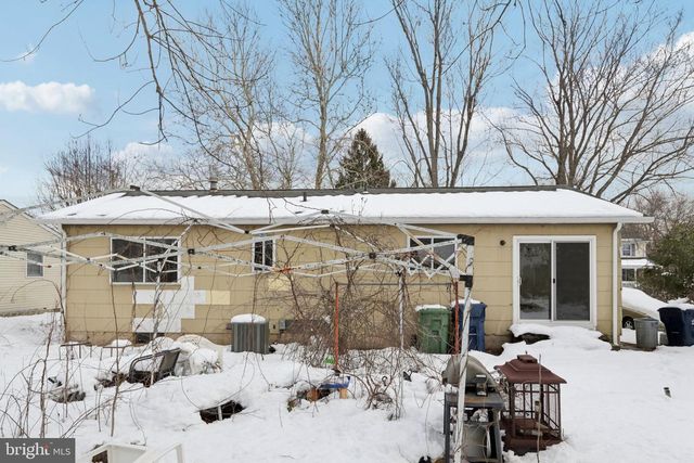 1124 SPRAY AVE, Beachwood, NJ 08722