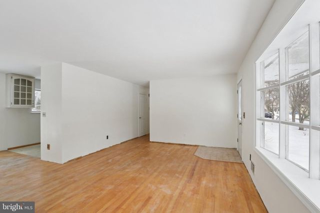 1124 SPRAY AVE, Beachwood, NJ 08722