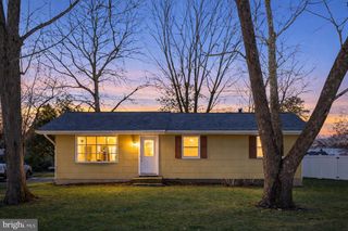 1124 SPRAY AVE, Beachwood, NJ 08722