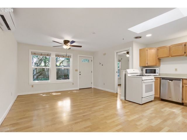 5106 Ne 31ST Ave, Portland, OR 97211
