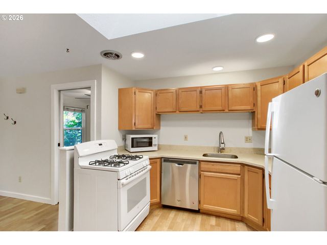 5106 Ne 31ST Ave, Portland, OR 97211